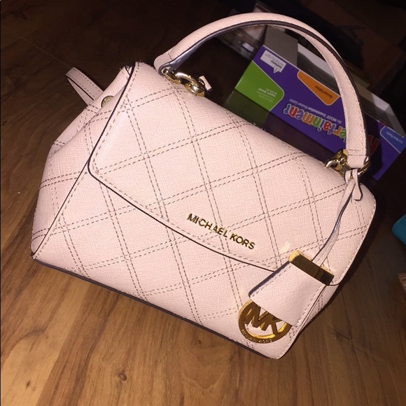 Michael Kors Handbags - Michael Kors XS Ava quilted leather crossbody